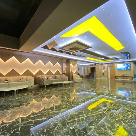 Grand Nergiz Hotel 3*